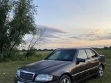 Mercedes-Benz C 200 1998 годаfor1 500 000 тг. в Павлодар – фото 2