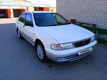 Nissan Sunny 1997 года за 2 000 000 тг. в Усть-Каменогорск – фото 4