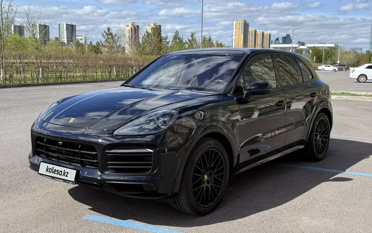 Porsche Cayenne 2021 года за 56 000 000 тг. в Астана