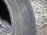 Один баллон 215/55 R17 в хорошем состоянии. за 8 000 тг. в Павлодар – фото 2
