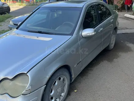 Mercedes-Benz C 200 2000 года за 2 000 000 тг. в Астана – фото 4