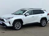 Toyota RAV4 2021 года за 20 500 000 тг. в Уральск – фото 3