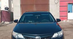 Toyota Camry 2014 года за 8 100 000 тг. в Атырау – фото 2