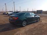 Toyota Camry 2014 года за 8 000 000 тг. в Кульсары – фото 5