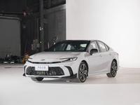 Toyota Camry 2024 года за 18 000 000 тг. в Уральск