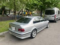 BMW 528 1997 года за 3 600 000 тг. в Алматы