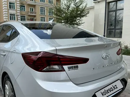 Hyundai Elantra 2019 года за 8 200 000 тг. в Актау – фото 6