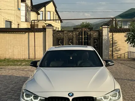 BMW 328 2015 года за 14 000 000 тг. в Алматы