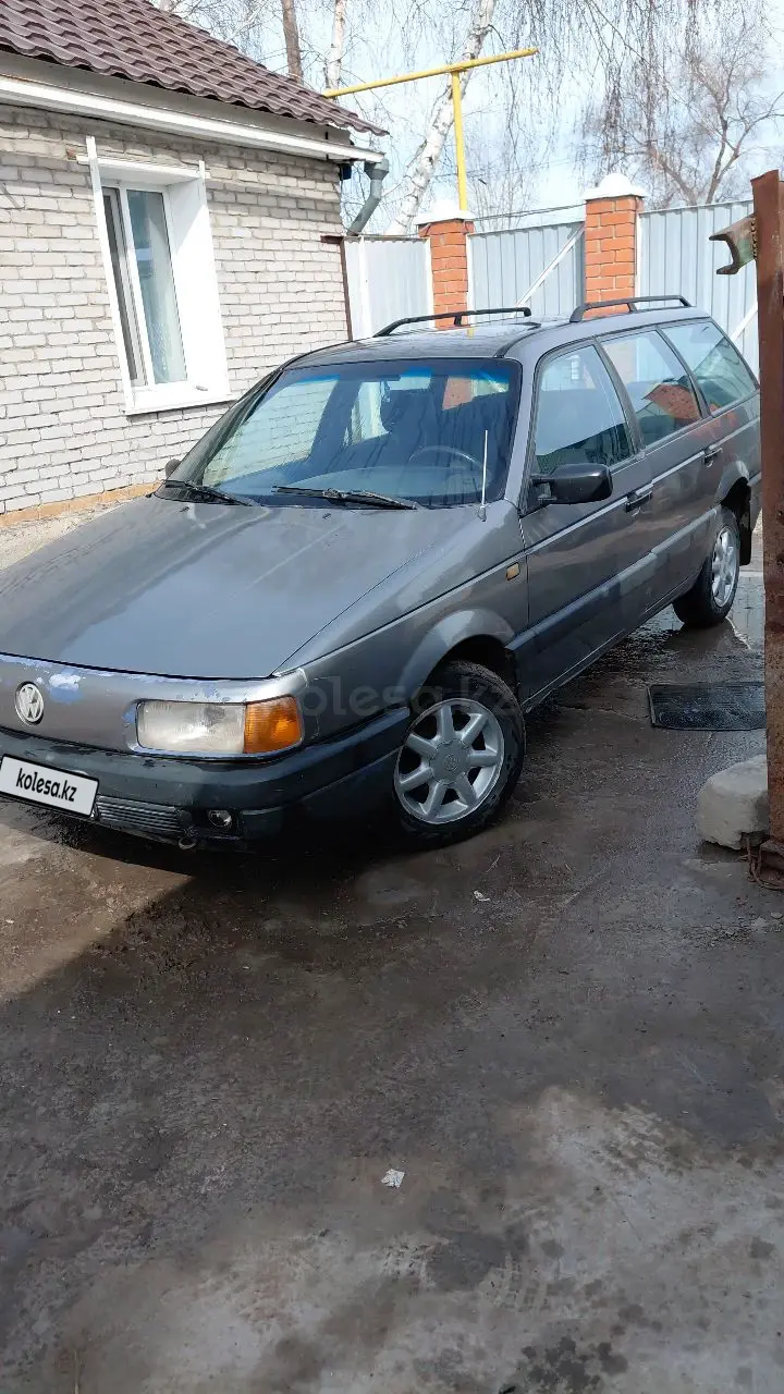 Volkswagen Passat, 1989