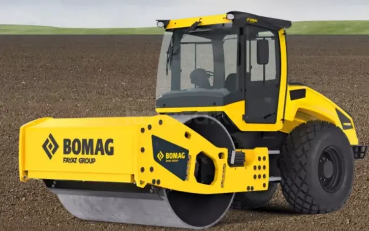 Bomag  Грунтовой каток BW218 D-5 SL 2023 годаfor63 000 000 тг. в Астана