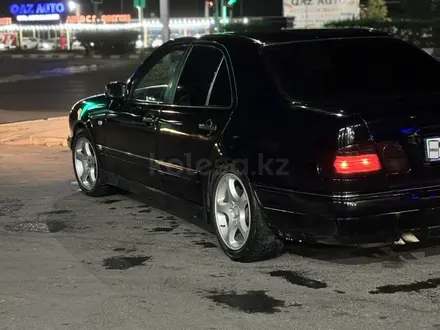 Mercedes-Benz E 280 1997 года за 2 750 000 тг. в Шымкент – фото 6