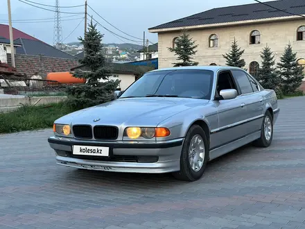 BMW 728 1998 года за 4 500 000 тг. в Алматы