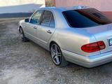 Mercedes-Benz E 280 1996 года за 3 700 000 тг. в Жанакорган – фото 4