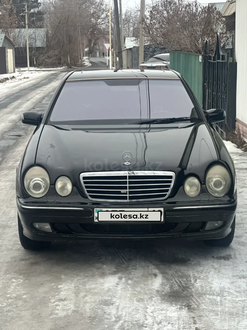 Mercedes-Benz E-Class, 2000