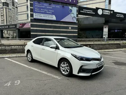 Toyota Corolla 2018 года за 7 900 000 тг. в Алматы – фото 2