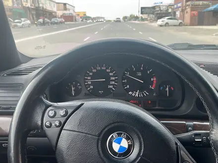 BMW 730 1997 года за 4 000 000 тг. в Актау