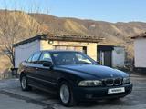 BMW 528 1998 года за 2 850 000 тг. в Алматы – фото 2