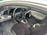 Hyundai Elantra 2016 года за 6 200 000 тг. в Атырау – фото 4