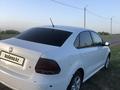 Volkswagen Polo 2013 года за 3 500 000 тг. в Уральск – фото 2