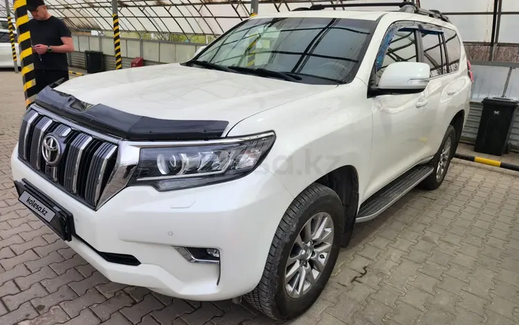 Toyota Land Cruiser Prado 2020 года за 32 000 000 тг. в Астана