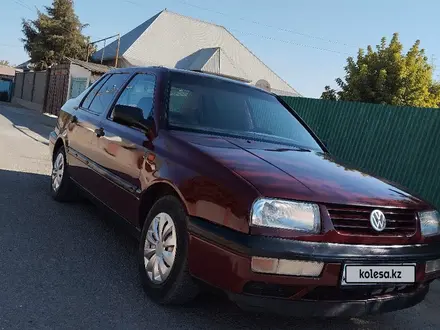 Volkswagen Vento 1994 года за 1 100 000 тг. в Жетысай