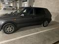 Volkswagen Golf 1993 года за 1 900 000 тг. в Астана – фото 3