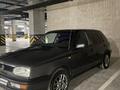 Volkswagen Golf 1993 года за 1 900 000 тг. в Астана – фото 2
