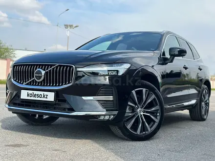 Volvo XC60 2023 года за 29 800 000 тг. в Шымкент