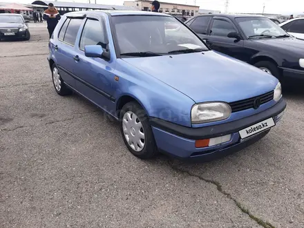 Volkswagen Golf 1993 годаүшін1 650 000 тг. в Тараз