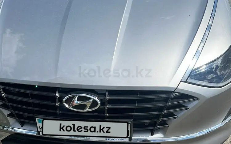 Hyundai Sonata 2022 годаүшін12 500 000 тг. в Уральск