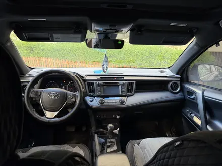 Toyota RAV4 2018 года за 14 800 000 тг. в Актау – фото 7