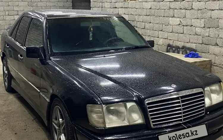 Mercedes-Benz E 220 1993 года за 1 050 000 тг. в Шымкент