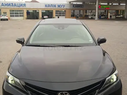 Toyota Camry 2020 года за 12 950 000 тг. в Алматы – фото 22