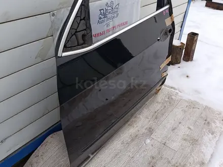 Дверь передняя левая BMW X5 E70 за 50 000 тг. в Алматы