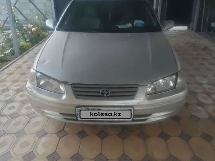 Toyota Camry 2000 года за 3 000 000 тг. в Алматы