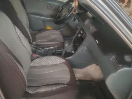 Toyota Camry 2000 года за 3 000 000 тг. в Алматы – фото 5