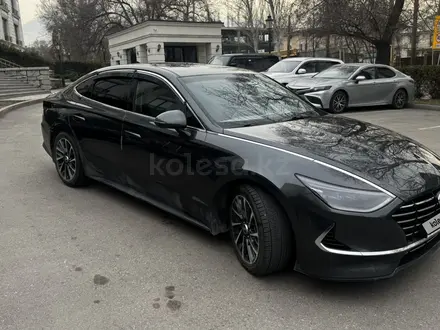Hyundai Sonata 2021 года за 11 444 777 тг. в Алматы – фото 3
