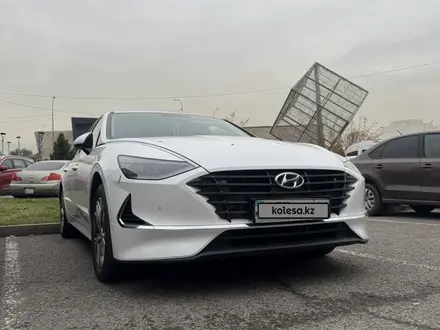 Hyundai Sonata 2022 года за 12 200 000 тг. в Алматы – фото 11