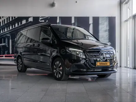 Mercedes-Benz EQV 2024 года за 44 000 000 тг. в Алматы