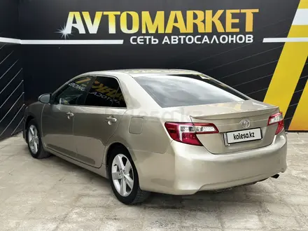 Toyota Camry 2013 года за 7 300 000 тг. в Атырау – фото 3