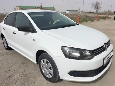 Volkswagen Polo 2014 года за 4 800 000 тг. в Атырау – фото 3