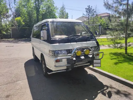 Mitsubishi Delica 1993 года за 3 000 000 тг. в Алматы