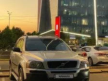 Volvo XC90, 2004