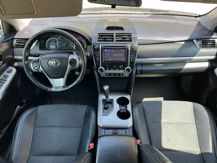 Toyota Camry 2014 года за 6 100 000 тг. в Актау – фото 9