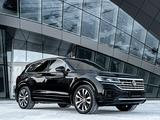 Volkswagen Touareg 2019 года за 36 000 000 тг. в Астана