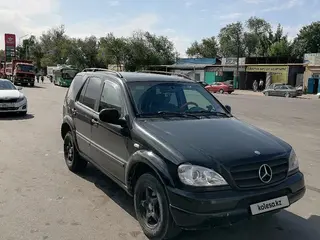 Mercedes-Benz ML 320