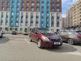 Toyota Corolla Verso 2002 года за 3 800 000 тг. в Астана – фото 3