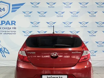 Hyundai Solaris 2015 года за 6 200 000 тг. в Талдыкорган – фото 3