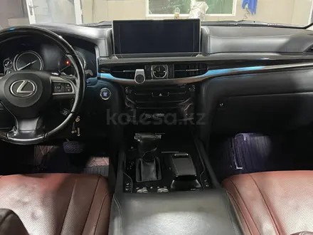 Lexus LX 570 2017 года за 45 000 000 тг. в Семей – фото 4