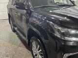 Lexus LX 570 2017 года за 45 000 000 тг. в Семей – фото 3